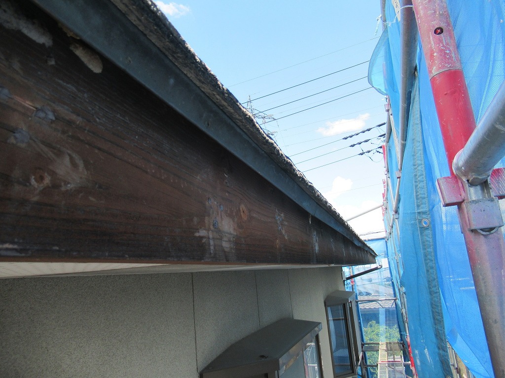 雨樋の撤去　韮崎市